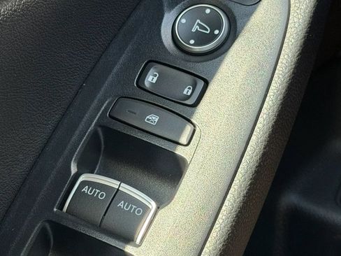 Used 2019 Honda Accord LX image 27