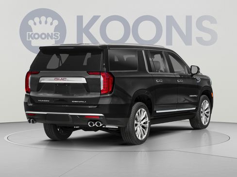 Used 2023 GMC Yukon XL Denali w/ Advanced Technology Package AWD/4WD image 2