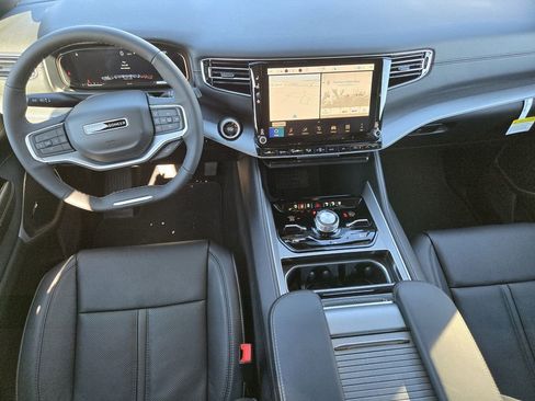 New 2026 Jeep Grand Wagoneer Limited AWD/4WD image 13