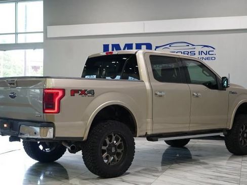 Used 2017 Ford F150 Lariat w/ Equipment Group 502A Luxury AWD/4WD image 15