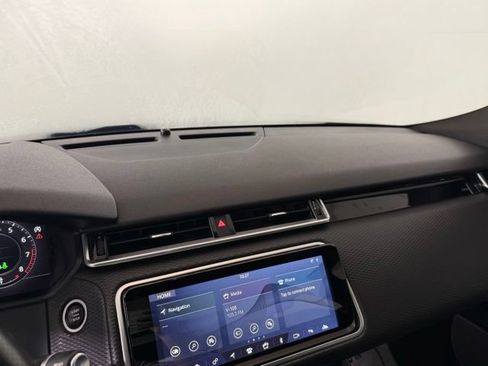 Used 2019 Land Rover Range Rover Velar S AWD/4WD image 31