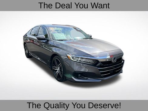 Used 2022 Honda Accord Touring image 1
