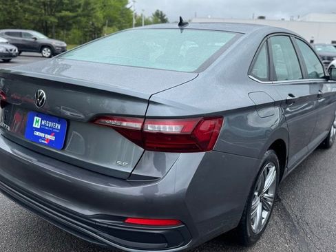 Used 2024 Volkswagen Jetta SE FWD image 7