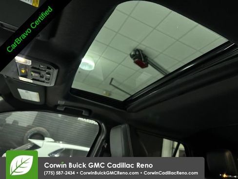 Used 2025 Toyota 4Runner TRD Off-Road Premium AWD/4WD image 23