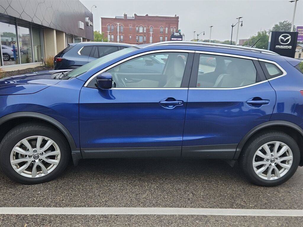 Used 2020 Nissan Rogue Sport SV w/ All-Weather Package AWD/4WD image 8