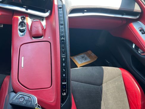 Used 2023 Chevrolet Corvette Stingray Premium Conv w/ Z51 Performance Package RWD image 27