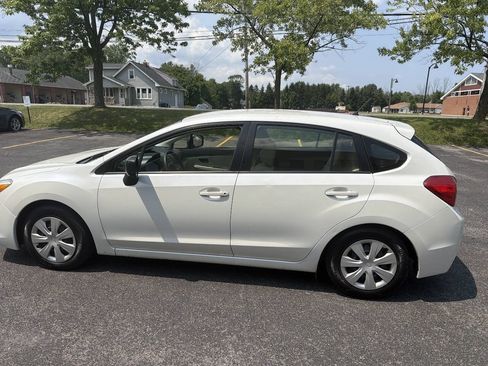 Used 2014 Subaru Impreza 2.0i AWD/4WD image 12