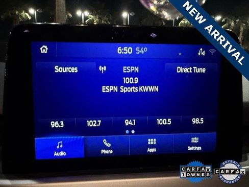 Used 2020 Ford Escape SE image 11