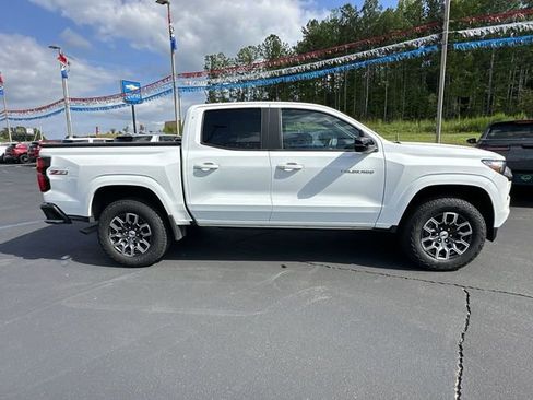 Certified 2023 Chevrolet Colorado Z71 w/ Advanced Trailering Package image 9