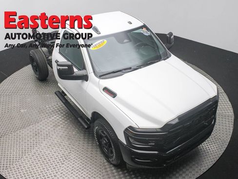 Used 2025 RAM 3500 Tradesman RWD image 3