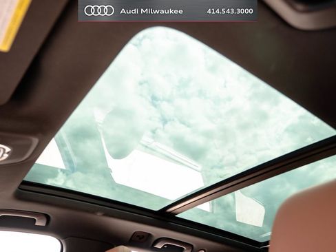 Used 2023 Audi Q7 2.0T Premium Plus w/ Premium Plus Package AWD/4WD image 19