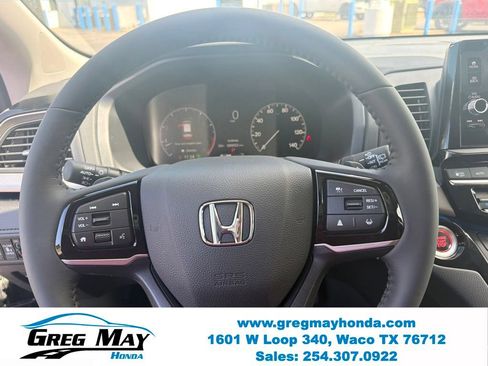 New 2026 Honda Odyssey Touring image 13