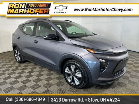 Used 2022 Chevrolet Bolt EUV LT w/ Convenience Package image 1