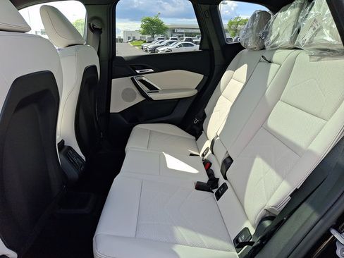 New 2026 BMW X1 xDrive28i w/ Technology Package AWD/4WD image 5
