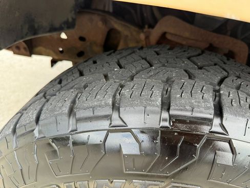 Used 1986 Ford Bronco II 4WD image 32