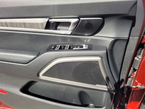 Used 2023 Kia Telluride EX image 23