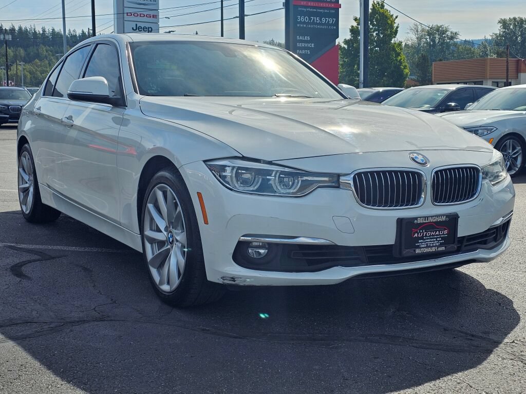 Used 2016 BMW 328i xDrive Sedan AWD/4WD image 7