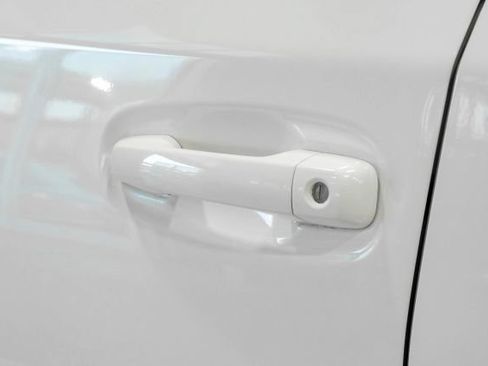 Used 2017 Toyota 4Runner SR5 RWD image 53