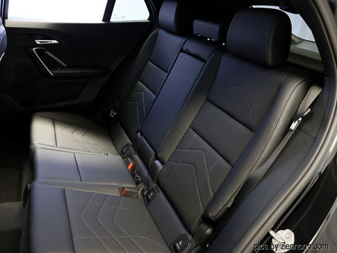 Certified 2025 BMW X2 xDrive28i image 12