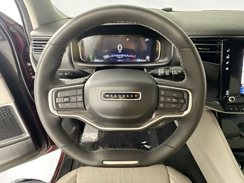 Used 2022 Jeep Wagoneer Series II w/ Premium Group I RWD image 11