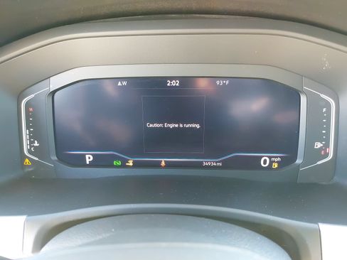 Used 2023 Volkswagen Atlas Cross Sport SE FWD image 13