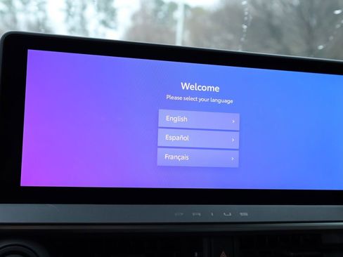 Used 2024 Toyota Prius Limited image 8