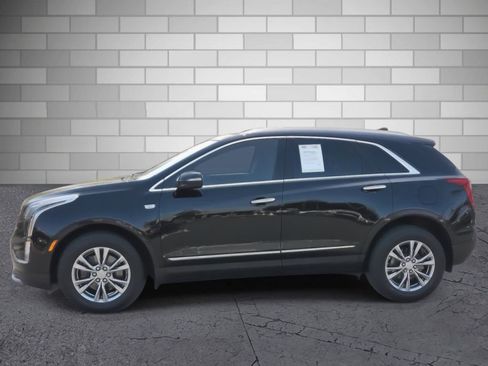 Used 2021 Cadillac XT5 Premium Luxury image 2