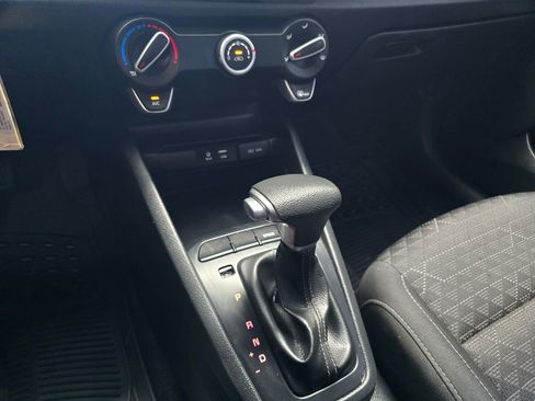 Used 2020 Kia Rio S FWD image 17