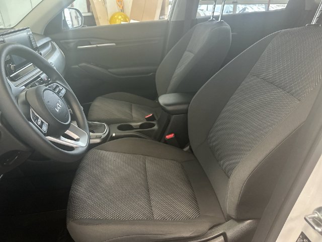 Certified 2023 Kia Seltos LX AWD/4WD image 15