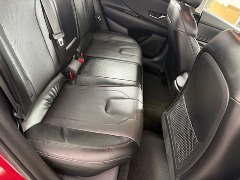 Used 2023 Hyundai Elantra Limited FWD image 19