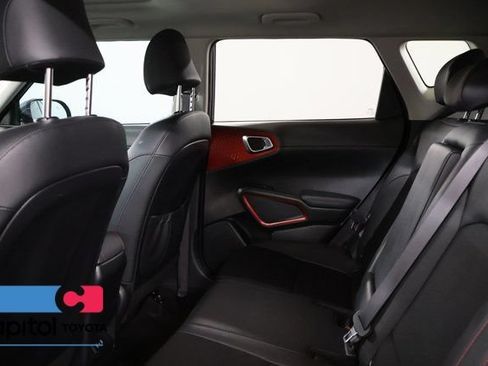 Used 2023 Kia Soul GT-Line FWD image 28