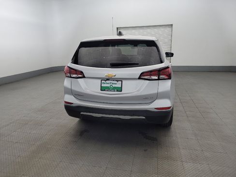 Used 2022 Chevrolet Equinox LT w/ Driver Convenience Package image 7