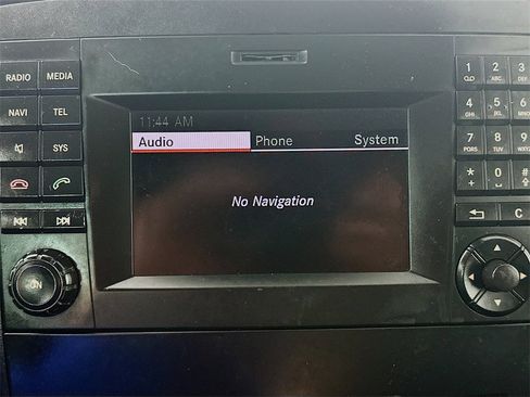 Used 2016 Mercedes-Benz Metris Passenger image 19