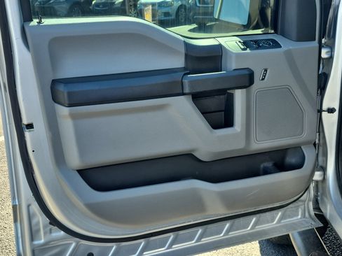 Used 2016 Ford F150 XL w/ Equipment Group 101A Mid image 18