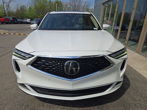 Used 2023 Acura MDX SH-AWD w/ Technology Package image 4