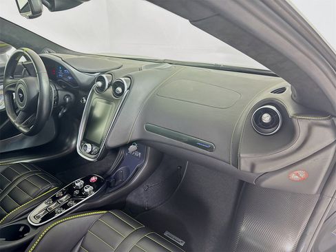 Used 2025 McLaren GTS image 25