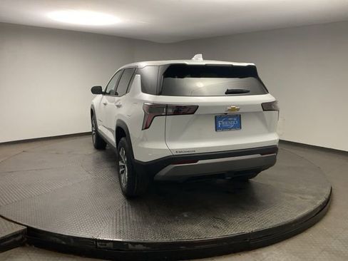 New 2026 Chevrolet Equinox LT w/ LPO, Floor Liner Package image 5