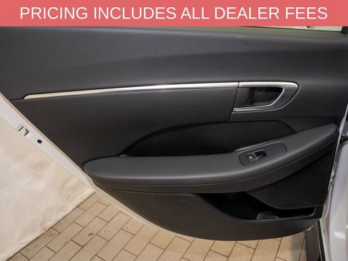 Used 2023 Hyundai Sonata SEL FWD image 8