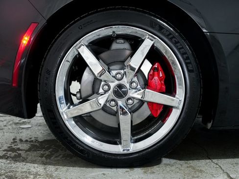 Used 2014 Chevrolet Corvette Stingray Coupe w/ 2LT Preferred Equipment Group RWD image 27