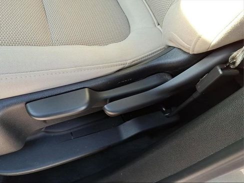 Used 2023 Chevrolet Traverse LS w/ Safety Package image 13