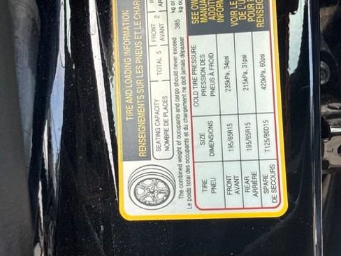 Used 2025 Hyundai Elantra SE FWD image 14