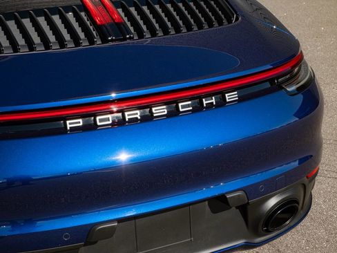 Used 2024 Porsche 911 Carrera image 29