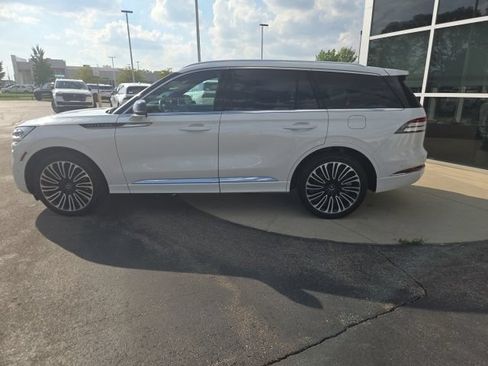 Certified 2024 Lincoln Aviator Black Label w/ Dynamic Handling Package AWD/4WD image 4