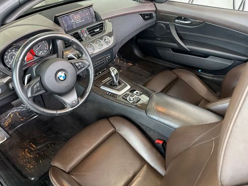 Used 2014 BMW Z4 sDrive35i image 13
