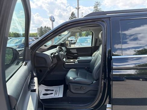 Used 2026 Ford Expedition Max Active AWD/4WD image 15
