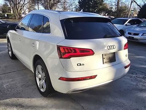 Used 2018 Audi Q5 2.0T Premium Plus w/ Premium Plus Package image 3