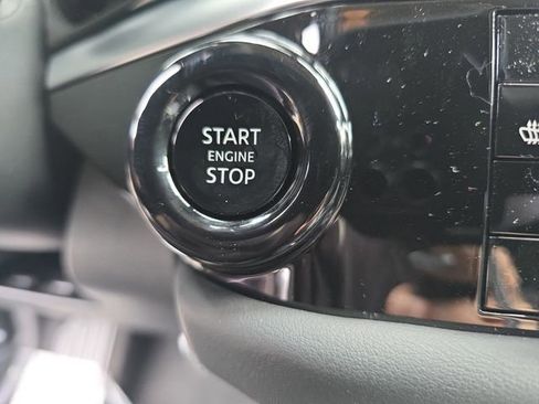 New 2026 Nissan Pathfinder SL image 25