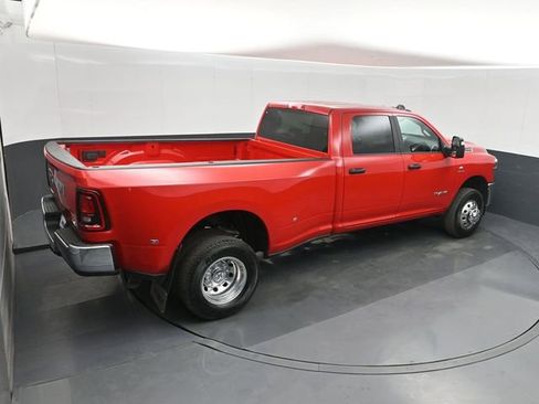New 2026 RAM 3500 Big Horn AWD/4WD image 39