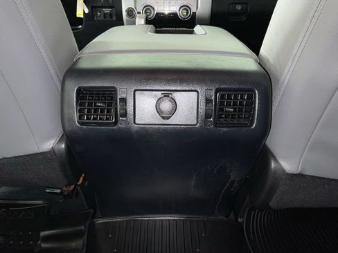 Used 2018 Toyota Tundra Limited AWD/4WD image 17