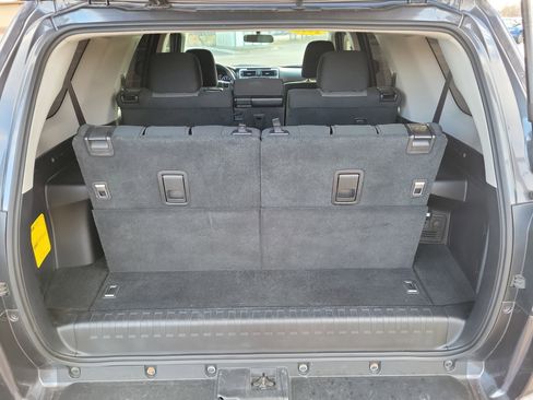 Used 2018 Toyota 4Runner SR5 image 8